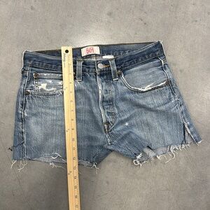 Baddie Coastal Cow Girl Levis 31" Y2K 2000s Distressed rise summer mini shorts